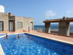 Apartment in Estartit with sea beach